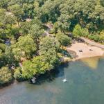 Great proximity to the beach.